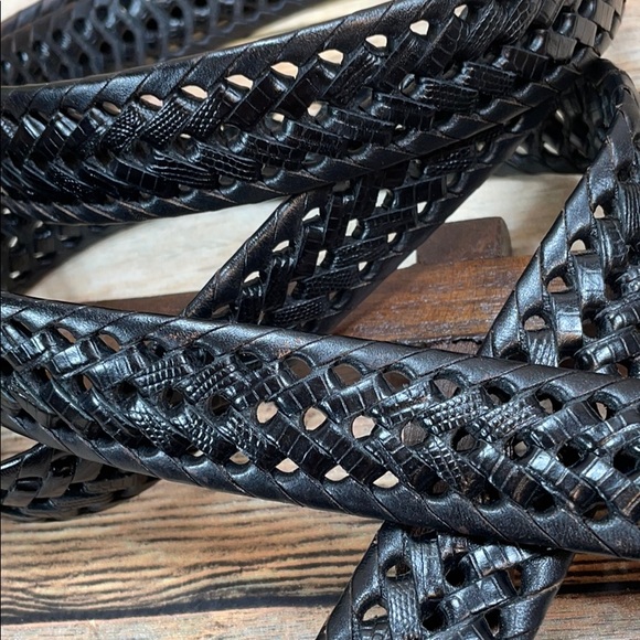 Men’s Black Leather Belt Size 58 Roundtree & Yorke - Picture 6 of 10